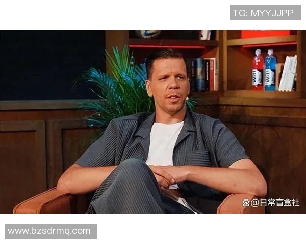 什琴斯尼与队友欢乐合影庆生自嘲年轻了一岁引发热议 什琴斯尼与队友欢乐合影庆生自嘲年轻了一岁引发热议